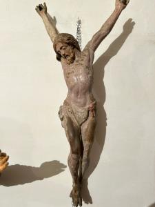Cristo grande de madera